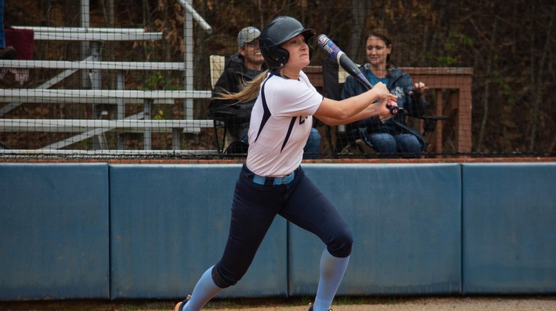 HENSLEY LEADS LADY COUGARS TO SWEEP OF ROANE STATE