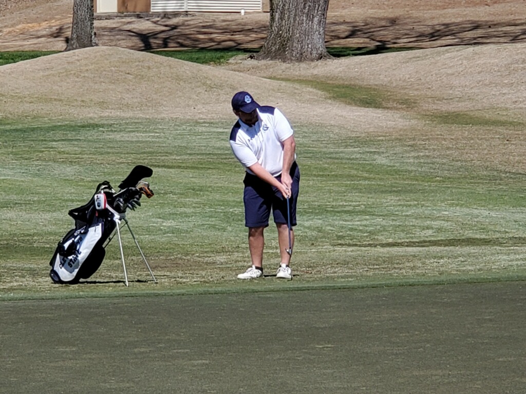 Golf Takes 13th at Phoenix Invitational