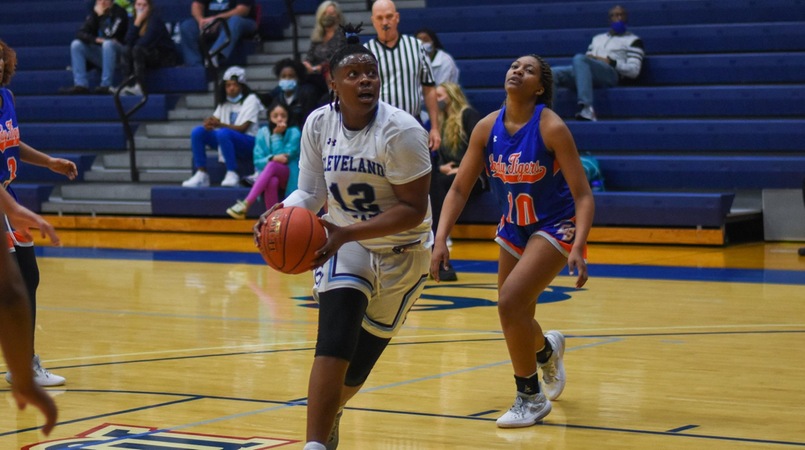 LADY COUGAR BASKETBALL USES STRONG SECOND HALF TO DEFEAT ROANE STATE